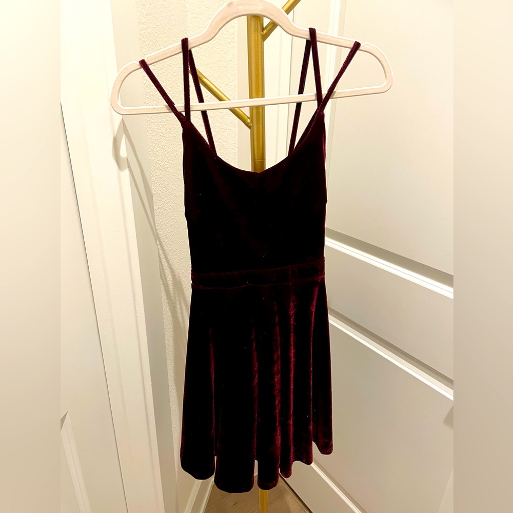 Cecico | Maroon Velvet Mini Dress | Size S